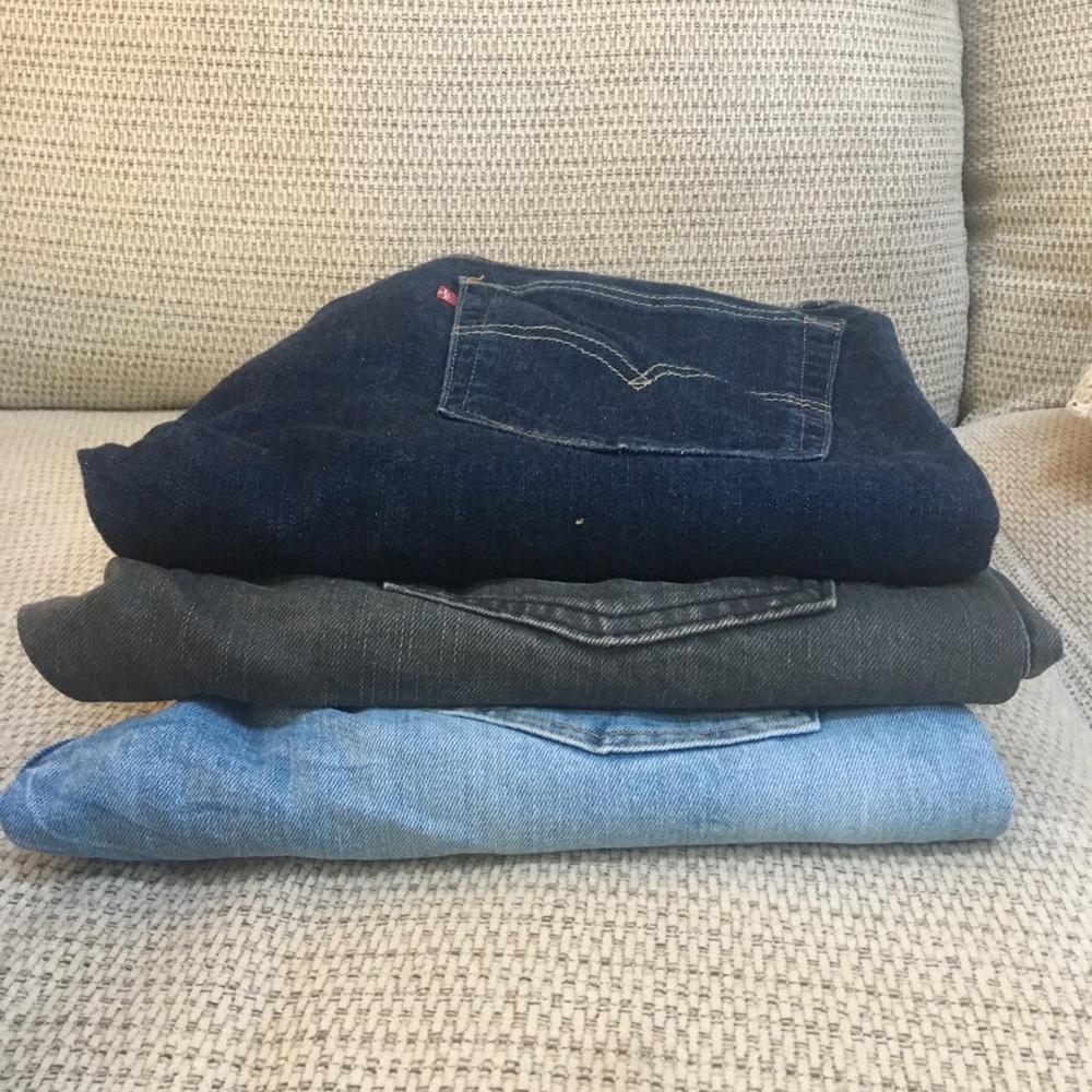 SOLD! Men’s Levi 513 slim straight 31x32
